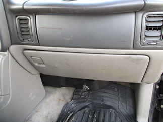 2005 Chevy 2500 Suburban   LT