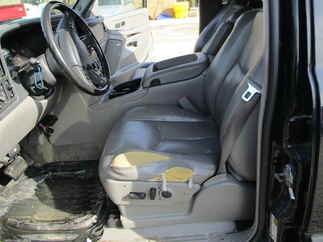 2005 Chevy 2500 Suburban   LT