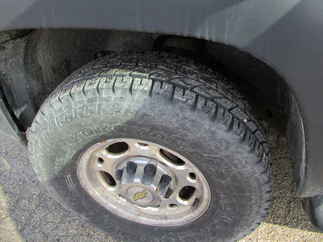 2005 Chevy 2500 Suburban   LT