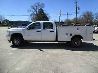 2011 Chevy 3500HD Crew Cab Long Bed Work Truck