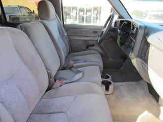 2006 Chevy 1500 Suburban   LS