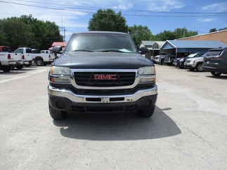 2003 GMC 2500HD Extended Cab Short Bed SLE