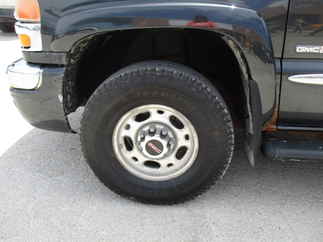 2003 GMC 2500HD Extended Cab Short Bed SLE