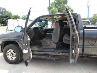 2003 GMC 2500HD Extended Cab Short Bed SLE