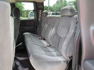 2003 GMC 2500HD Extended Cab Short Bed SLE