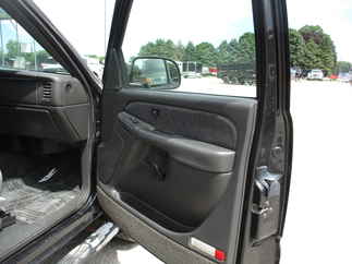 2003 GMC 2500HD Extended Cab Short Bed SLE