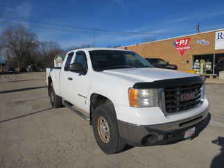 2008 GMC 2500HD Extended Cab Short Bed SLE1
