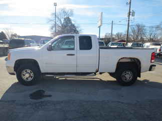 2008 GMC 2500HD Extended Cab Short Bed SLE1
