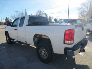 2008 GMC 2500HD Extended Cab Short Bed SLE1