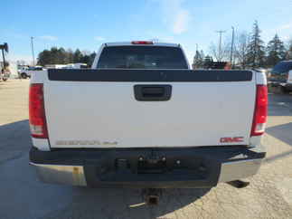 2008 GMC 2500HD Extended Cab Short Bed SLE1