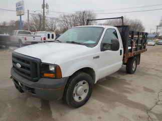 2007 Ford F250 Regular Cab Flatbed XL
