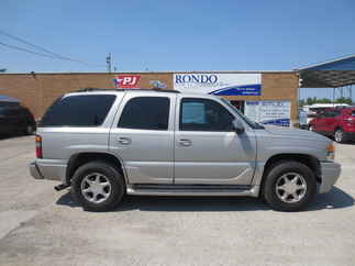 2005 GMC Yukon 4 Door SUV   Denali