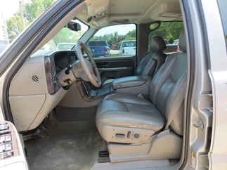 2005 GMC Yukon 4 Door SUV   Denali