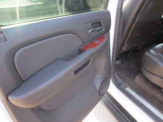 2009 Chevy 1500 Suburban   LTZ