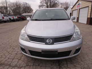 2008 Nissan Versa 4 Door Hatchback   S