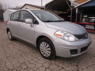 2008 Nissan Versa 4 Door Hatchback   S