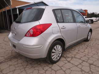 2008 Nissan Versa 4 Door Hatchback   S