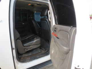 2011 Chevy 2500 Suburban   LT