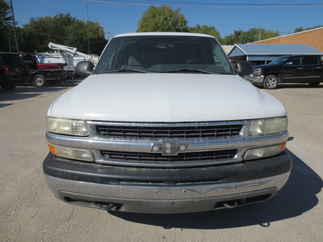 2003 Chevy 1500 Suburban   LS