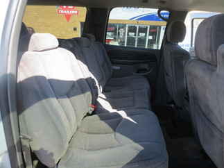 2003 Chevy 1500 Suburban   LS