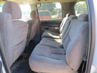 2003 Chevy 1500 Suburban   LS