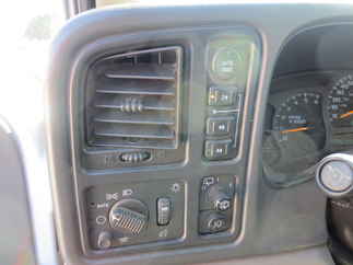 2003 Chevy 1500 Suburban   LS