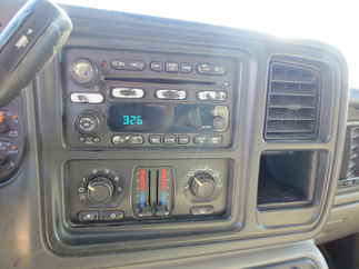 2003 Chevy 1500 Suburban   LS