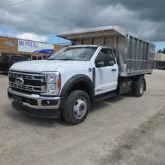 2023 Ford F550 Regular Cab Dump body XLT