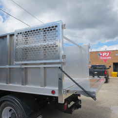 2023 Ford F550 Regular Cab Dump body XLT