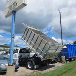 2023 Ford F550 Regular Cab Dump body XLT