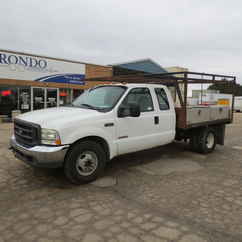 2004 Ford F350 Extended Cab Flatbed XL