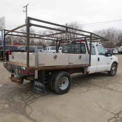 2004 Ford F350 Extended Cab Flatbed XL