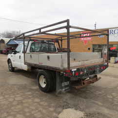 2004 Ford F350 Extended Cab Flatbed XL