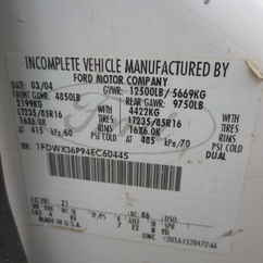 2004 Ford F350 Extended Cab Flatbed XL