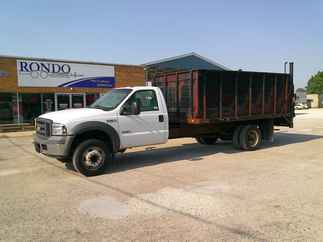 2005 Ford F550 Regular Cab Flatbed XL