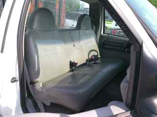 2005 Ford F550 Regular Cab Flatbed XL