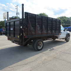 2005 Ford F550 Regular Cab Flatbed XL