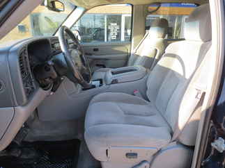 2006 Chevy 2500 Suburban   LS