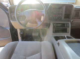 2006 Chevy 2500 Suburban   LS