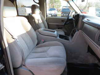 2006 Chevy 2500 Suburban   LS