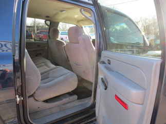 2006 Chevy 2500 Suburban   LS
