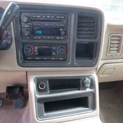 2005 Chevy 2500 Suburban   LS