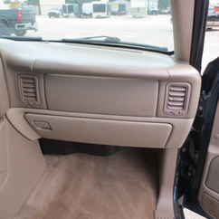 2005 Chevy 2500 Suburban   LS