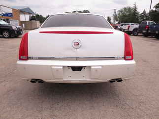 2011 Cadillac DTS 4 Door Sedan   DTS