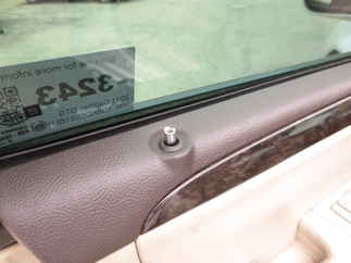 2011 Cadillac DTS 4 Door Sedan   DTS