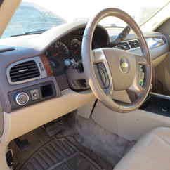 2014 Chevy 1500 Suburban   LT