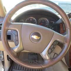 2014 Chevy 1500 Suburban   LT