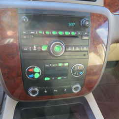 2014 Chevy 1500 Suburban   LT