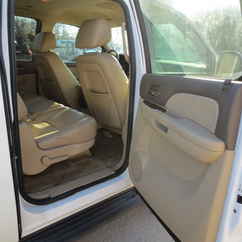 2014 Chevy 1500 Suburban   LT