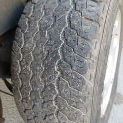 2014 Chevy 1500 Suburban   LT